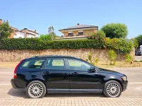 Usado Volvo V50 Summum 220 CV (161 kW) 2007 Negro Familiar