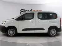 Usado Fiat Doblò 131 CV (96 kW) 2023 Blanco Monovolumen