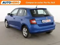 Usado Skoda Fabia Ambition 95 CV (69 kW) 2018 Azul Berlina
