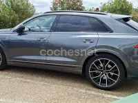 Usado Audi Q8 S-line plus 286 CV (210 kW) 2023 Gris / plata SUV