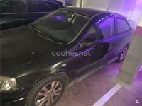 Usado Opel Astra Sportive 136 CV (100 kW) 1999 Negro Berlina