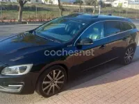 Usado Volvo V60 285 CV (209 kW) 2015 Negro Familiar