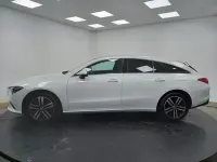 Usado Mercedes CLA250e Business 218 CV (160 kW) 2021 Blanco Coupe