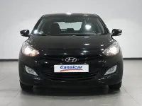Usado Hyundai i30 90 CV (66 kW) 2013 Negro