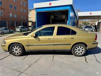 Käytetty Volvo S60 170 HP (125 kW) 2001 Keltainen Sedan