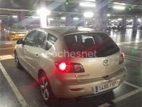 Usado Mazda 3 Active 105 CV (77 kW) 2006 Beige Berlina