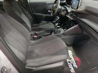 Usado Peugeot 208 Allure 99 CV (72 kW) 2025 Gris Utilitario