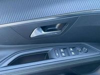 Usado Peugeot 3008 Allure 131 CV (96 kW) 2021 Azul SUV