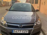 Usado Opel Astra Elegance 105 CV (77 kW) 2004 Gris / plata Berlina
