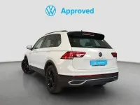 Usado VW Tiguan Sportline 150 CV (110 kW) 2022 Blanco SUV