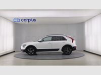 Usado Kia Niro 141 CV (103 kW) 2024 Clear white (sólido) SUV