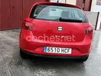 Usado Seat Ibiza Style 90 CV (66 kW) 2011 Rojo Berlina