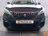 Usado Peugeot 3008 Active 131 CV (96 kW) 2020 Negro SUV
