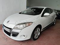 Usado Renault Mégane Dynamique 105 CV (77 kW) 2010 Blanco Berlina