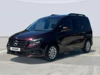 Usado Mercedes 180 116 CV (85 kW) 2024 Rojo Berlina