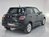 Nuevo Suzuki Swift 81 CV (59 kW) 2026 Negro Utilitario