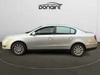 Usado VW Passat Highline 140 CV (102 kW) 2006 Gris Berlina