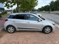 Usado Hyundai i20 84 CV (61 kW) 2016 Blanco Berlina