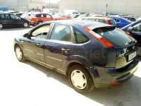 Usado Ford Focus 115 CV (84 kW) 2005 Azul Berlina