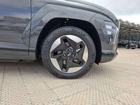 Usado Hyundai Kona 111 kW (151 CV) 2025 Gris SUV