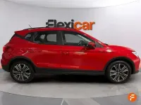 Usado Seat Arona Style 110 CV (80 kW) 2022 Rojo SUV