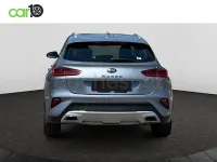Usado Kia XCeed 141 CV (103 kW) 2021 Gris / plata SUV