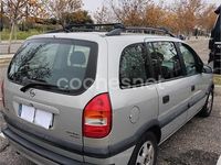 Usado Opel Zafira Elegance 100 CV (73 kW) 2001 Gris / plata Monovolumen
