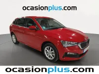 Usado Skoda Scala Ambition 110 CV (80 kW) 2022 Rojo Utilitario