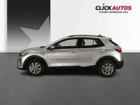 Usado Kia Stonic 79 CV (58 kW) 2025 Gris / plata SUV