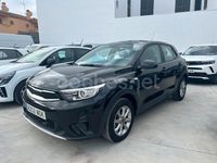 Usado Kia Stonic 84 CV (61 kW) 2022 Negro SUV