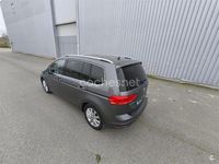 Usado VW Touran Sportline 150 CV (110 kW) 2017 Gris / plata Monovolumen