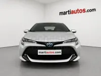 Usado Toyota Corolla Active 140 CV (102 kW) 2022 Gris / plata Berlina