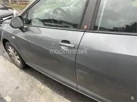 Usado Seat Ibiza CONNECT 90 CV (66 kW) 2017 Gris / plata Berlina