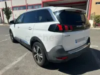 Usado Peugeot 5008 Allure 130 CV (95 kW) 2020 Blanco SUV