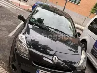 Usado Renault Clio IV Expression 75 CV (55 kW) 2012 Negro Berlina