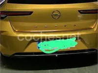 Usado Opel Astra Elegance 130 CV (95 kW) 2023 Amarillo Utilitario