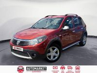Usado Dacia Sandero Stepway 90 HP (66 kW) 2012 Vermelho Sedan