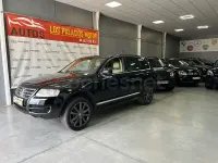 Second-hand VW Touareg R-line 231 CP (169 kW) 2006 Negru SUV