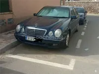 Usado Mercedes E320 Elegance 197 CV (144 kW) 2000 Azul Berlina