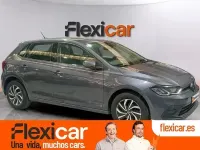 Usado VW Polo Life 95 CV (69 kW) 2022 Gris / plata Utilitario