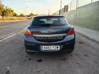 Usado Opel Astra GTC Enjoy 105 CV (77 kW) 2006 Azul Berlina