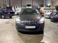 Usado Opel Astra Selective 115 CV (84 kW) 2013 Gris / plata Familiar