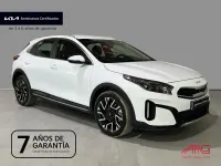 Usado Kia XCeed 160 CV (117 kW) 2022 Cassa white (wd) SUV