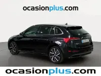 Usado Skoda Scala Sport 110 CV (80 kW) 2021 Negro Utilitario