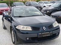 Usado Renault Mégane Cabriolet Privilege 131 CV (96 kW) 2006 Azul Descapotable