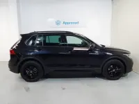 Usado VW Tiguan Sportline 150 CV (110 kW) 2022 Negro SUV