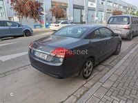 Usado Ford Focus Cabriolet Trend 100 CV (73 kW) 2008 Violeta / lila Descapotable