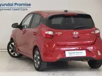 Usado Hyundai i10 67 CV (49 kW) 2025 Rojo Utilitario