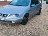 Usado Citroën Xsara Attraction 71 CV (52 kW) 2000 Gris / plata Berlina