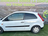 Usado Ford Fiesta Ambiente 68 CV (50 kW) 2007 Blanco Utilitario
